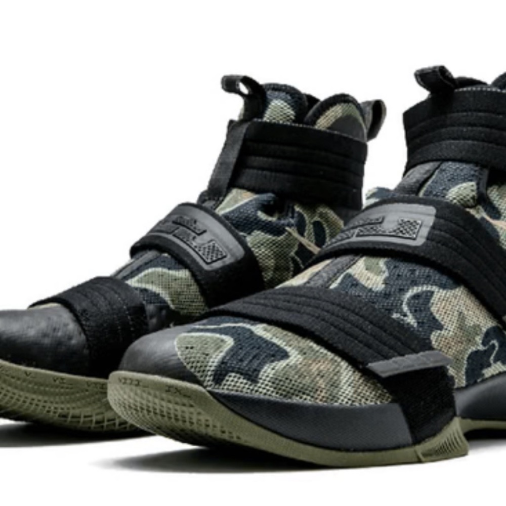 Nike Zoom LeBron Soldier 10 'Army Camo' 844378-022